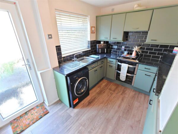Browning Walk, Corby