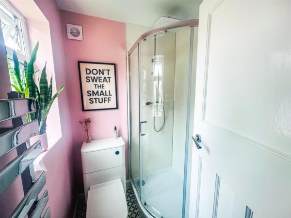 Highfield Grove, Corby