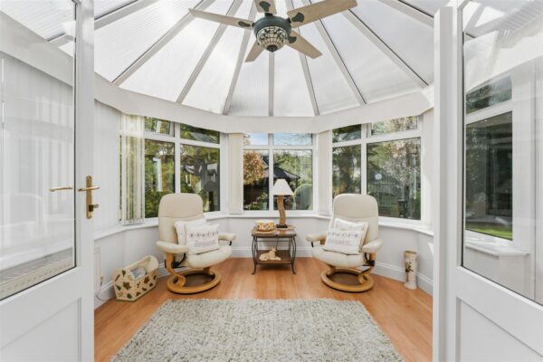 Beech Close, Desborough, Kettering