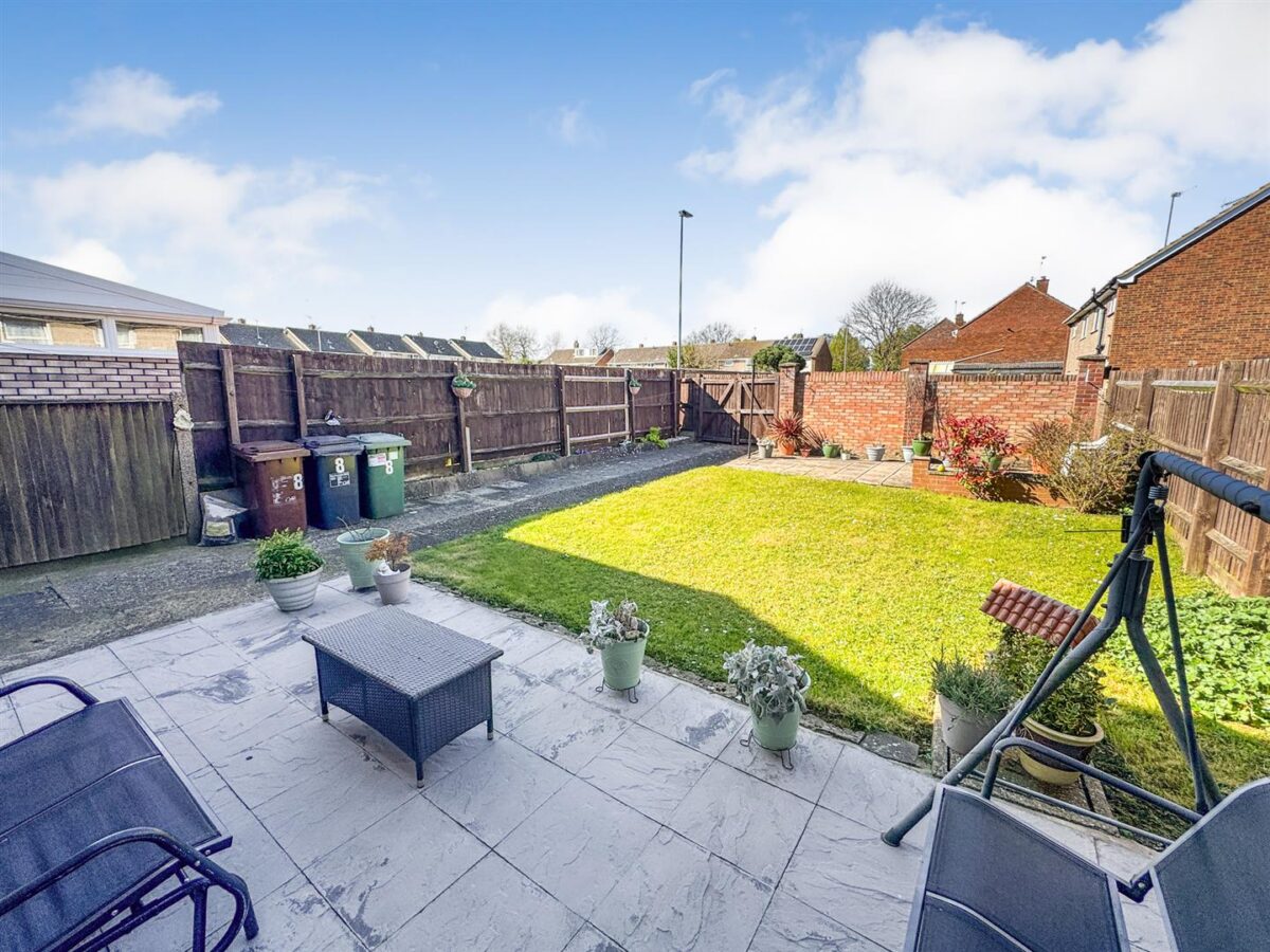 Langport Green, Corby