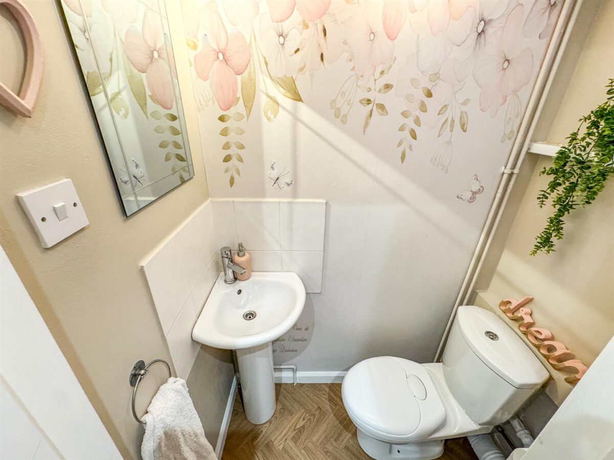 25, Tower Hill Road, Corby, North Northamptonshire