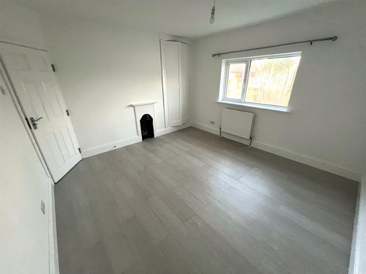 Pen Green Lane, Corby