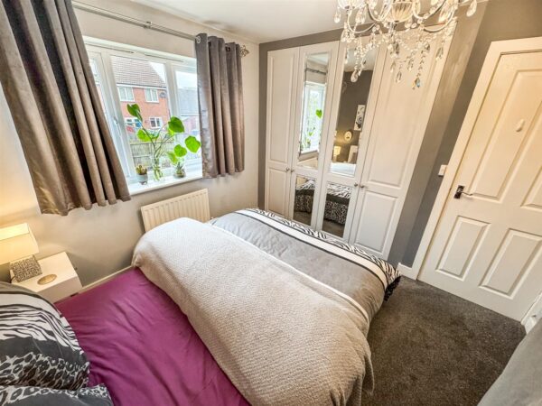 Melford Close, Corby