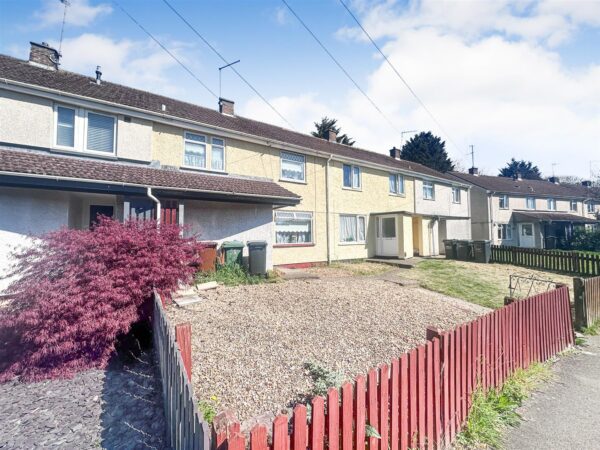 Llewellyn Walk, Corby