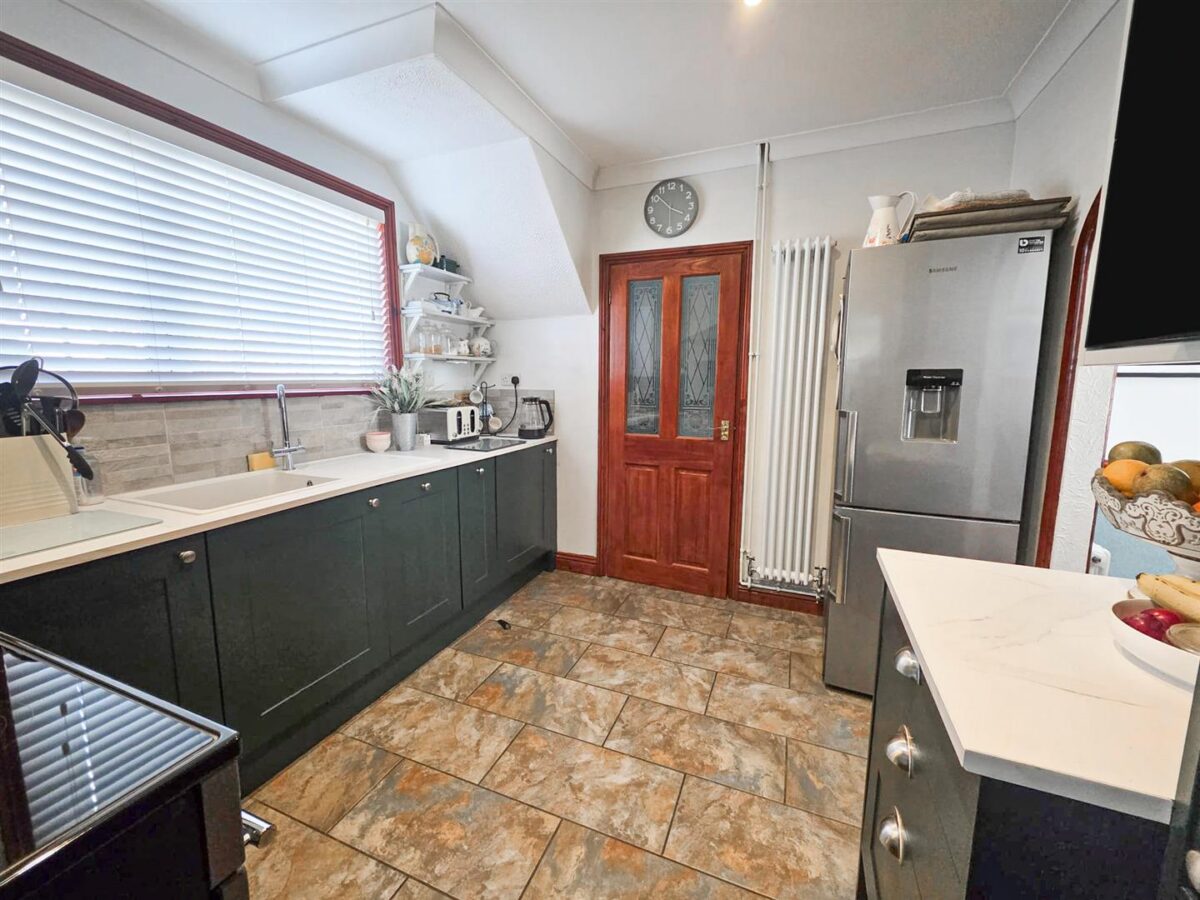 Shakespeare Way, Corby