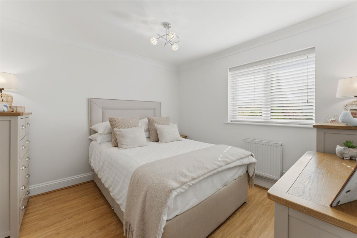 Beech Close, Desborough, Kettering