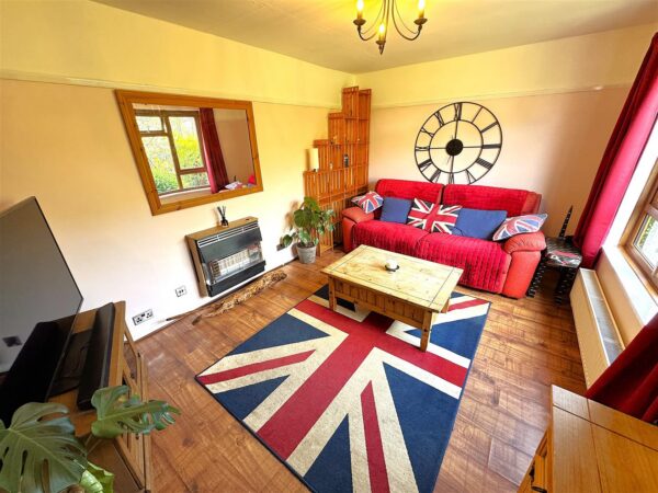 Studfall Avenue, Corby