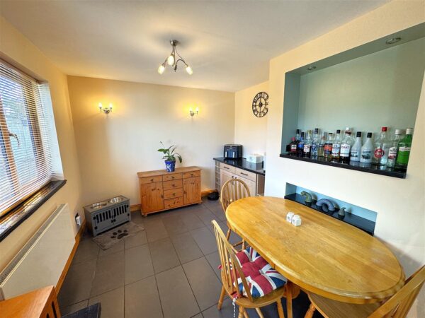 Studfall Avenue, Corby