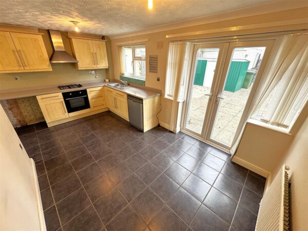 Kensington walk, Corby