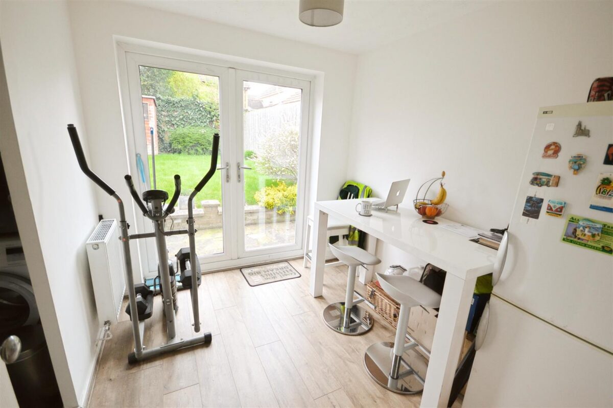 Charnwood Road, Corby