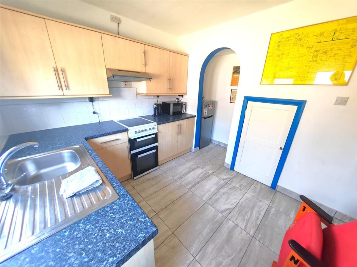 Highfield Grove, Corby