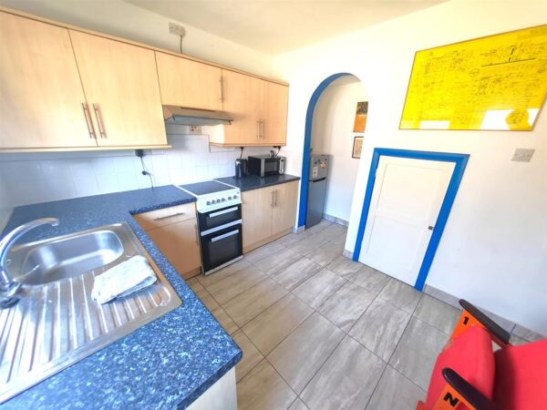 Highfield Grove, Corby