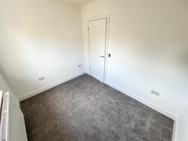 Franklin Fields, Corby