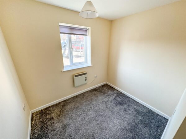 Langdale Grove, Corby