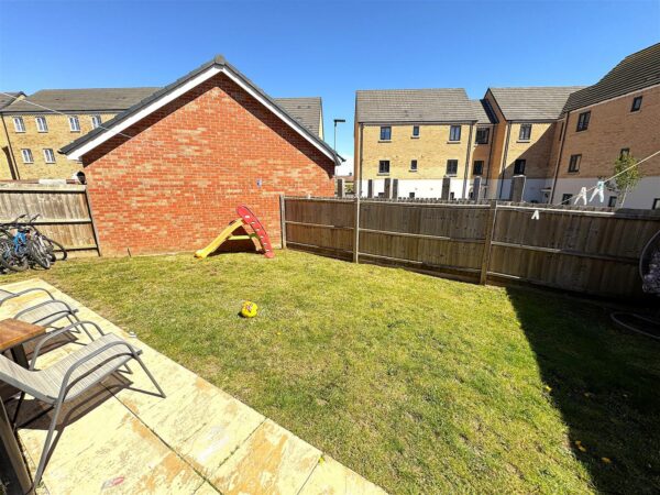 Sunningdale drive, Corby