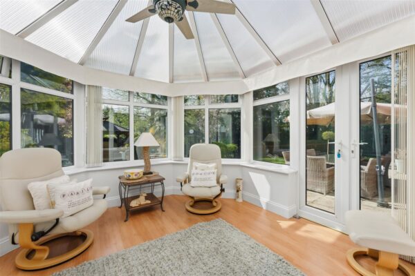 Beech Close, Desborough, Kettering