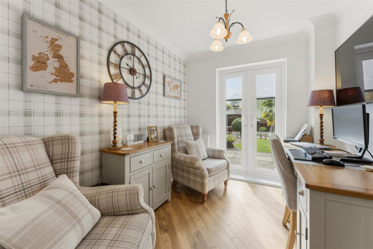 Beech Close, Desborough, Kettering