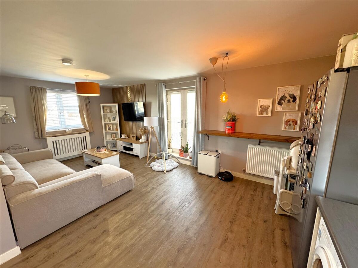 Airfield Way, Weldon, Corby