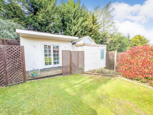 Richmond Road, Corby