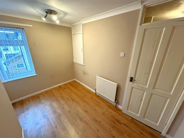 Kensington walk, Corby