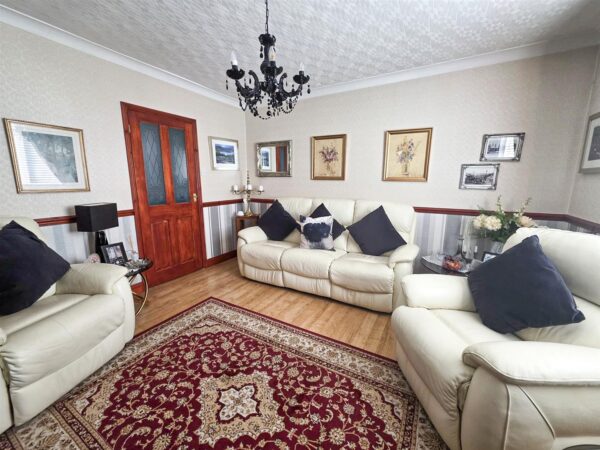 Shakespeare Way, Corby