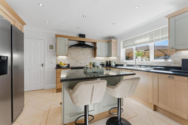 Beech Close, Desborough, Kettering