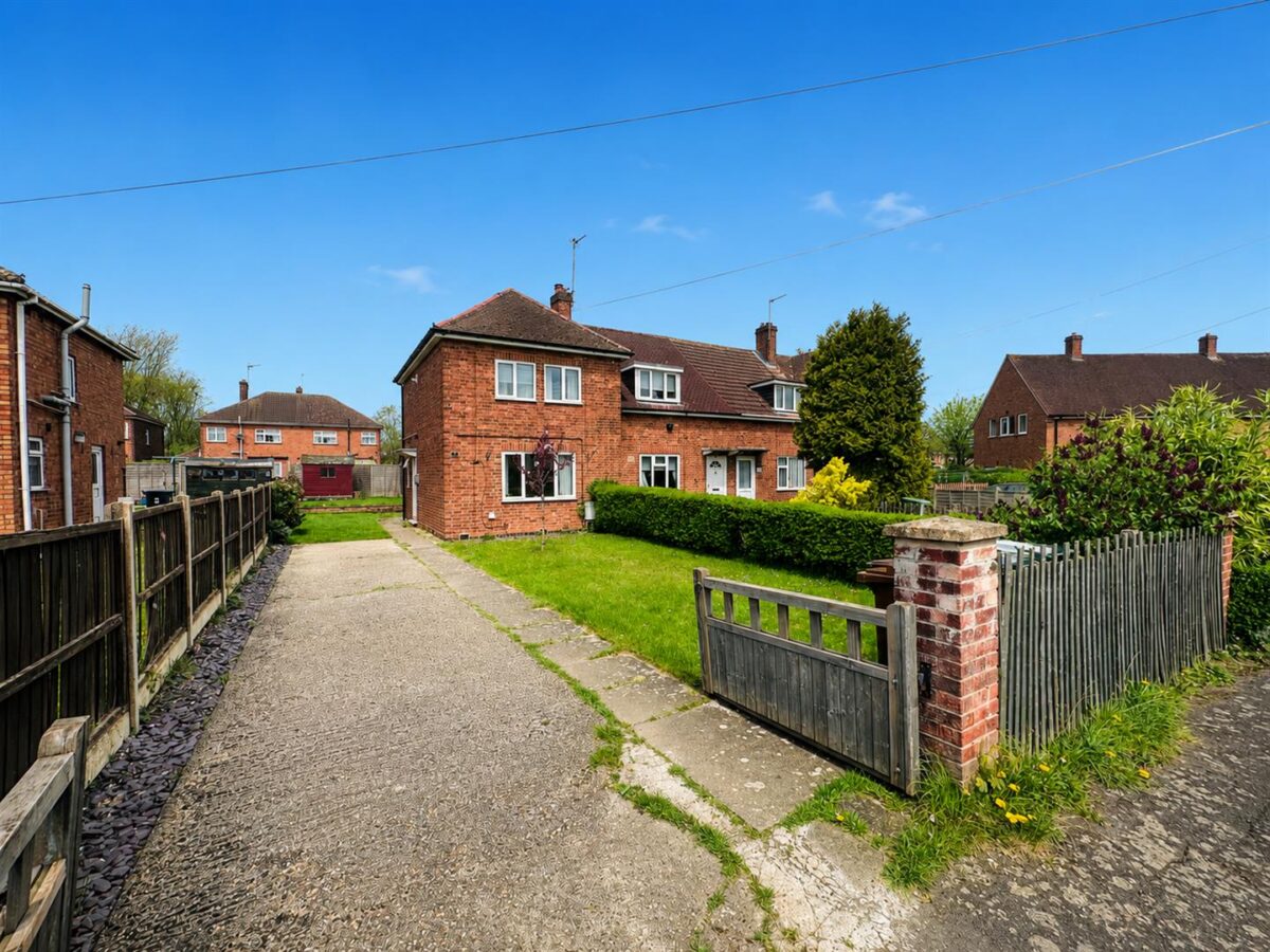 Highfield Grove, Corby