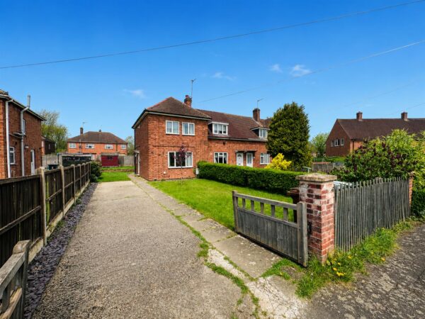 Highfield Grove, Corby
