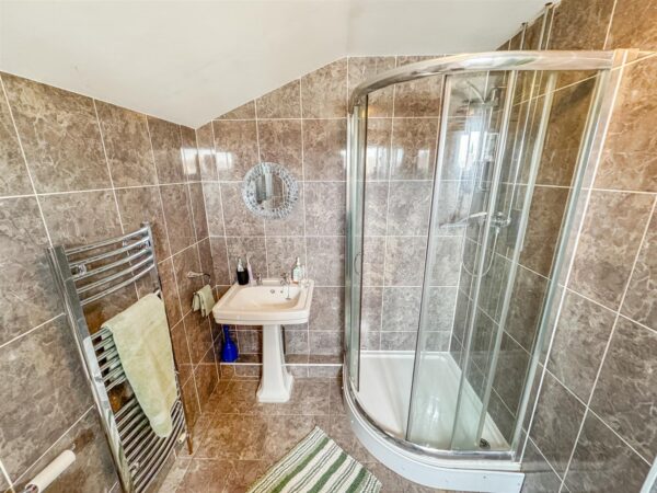 Browning Walk, Corby