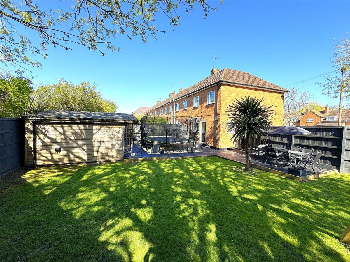 Fineshade Grove, Corby