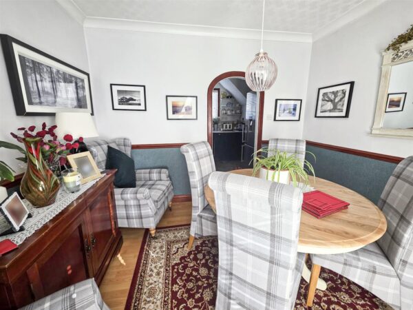 Shakespeare Way, Corby