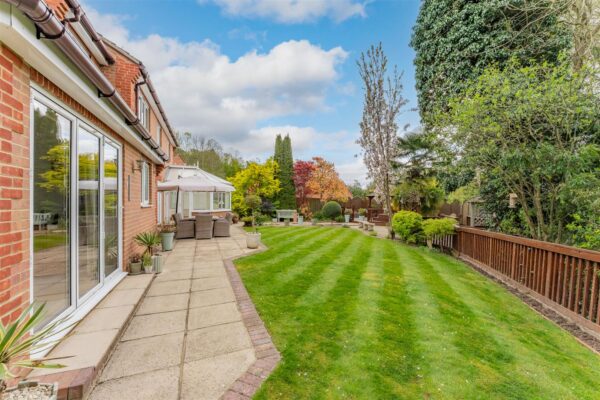 Beech Close, Desborough, Kettering