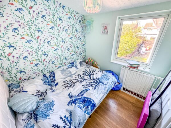 Croyde Avenue, Corby