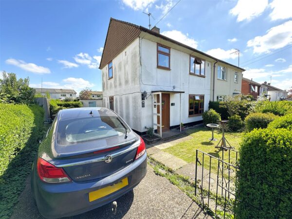 Studfall Avenue, Corby