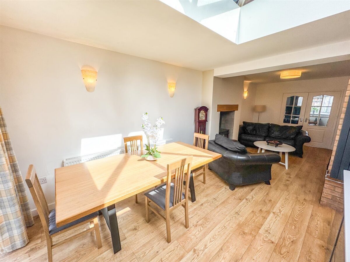 Richmond Road, Corby