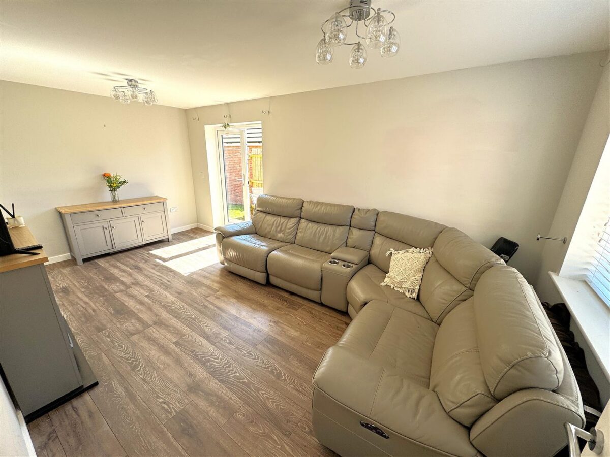 Sunningdale drive, Corby