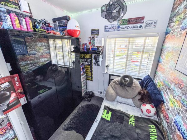 Fineshade Grove, Corby