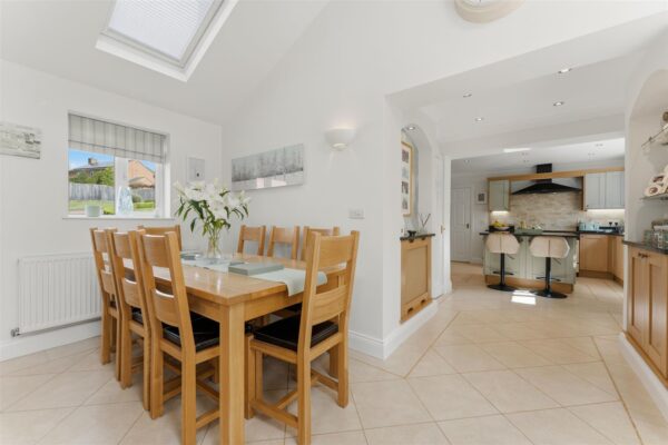 Beech Close, Desborough, Kettering