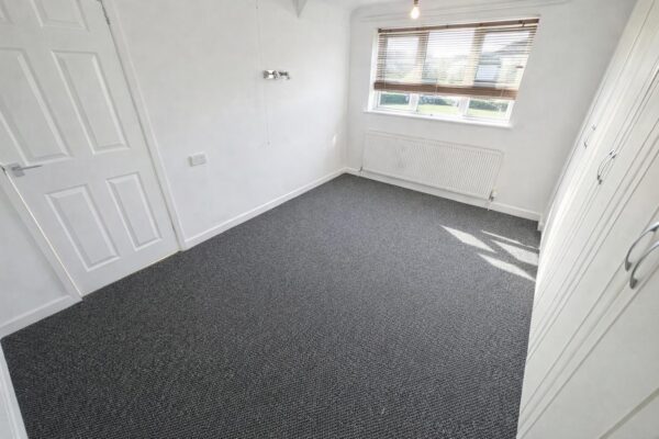 Studfall Avenue, Corby