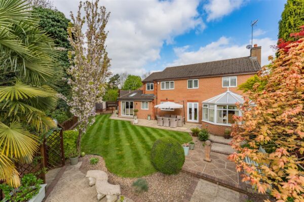 Beech Close, Desborough, Kettering