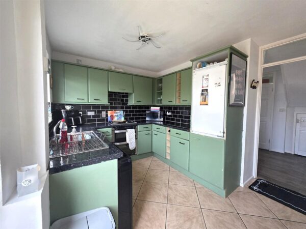 Browning Walk, Corby