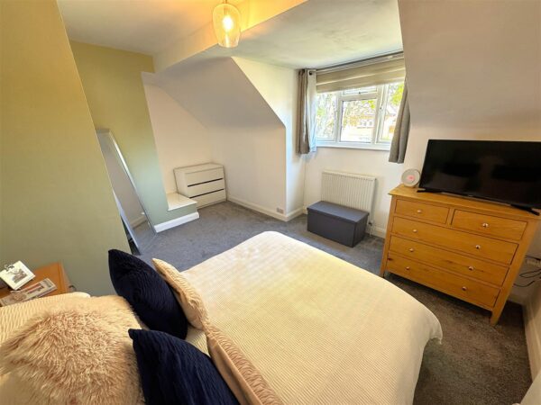 Thoroughsale Road, Corby