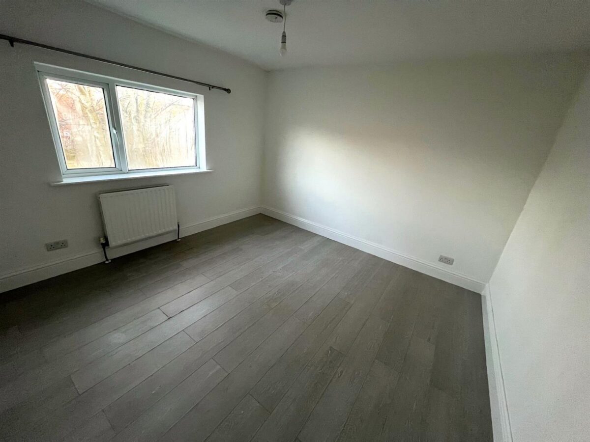 Pen Green Lane, Corby