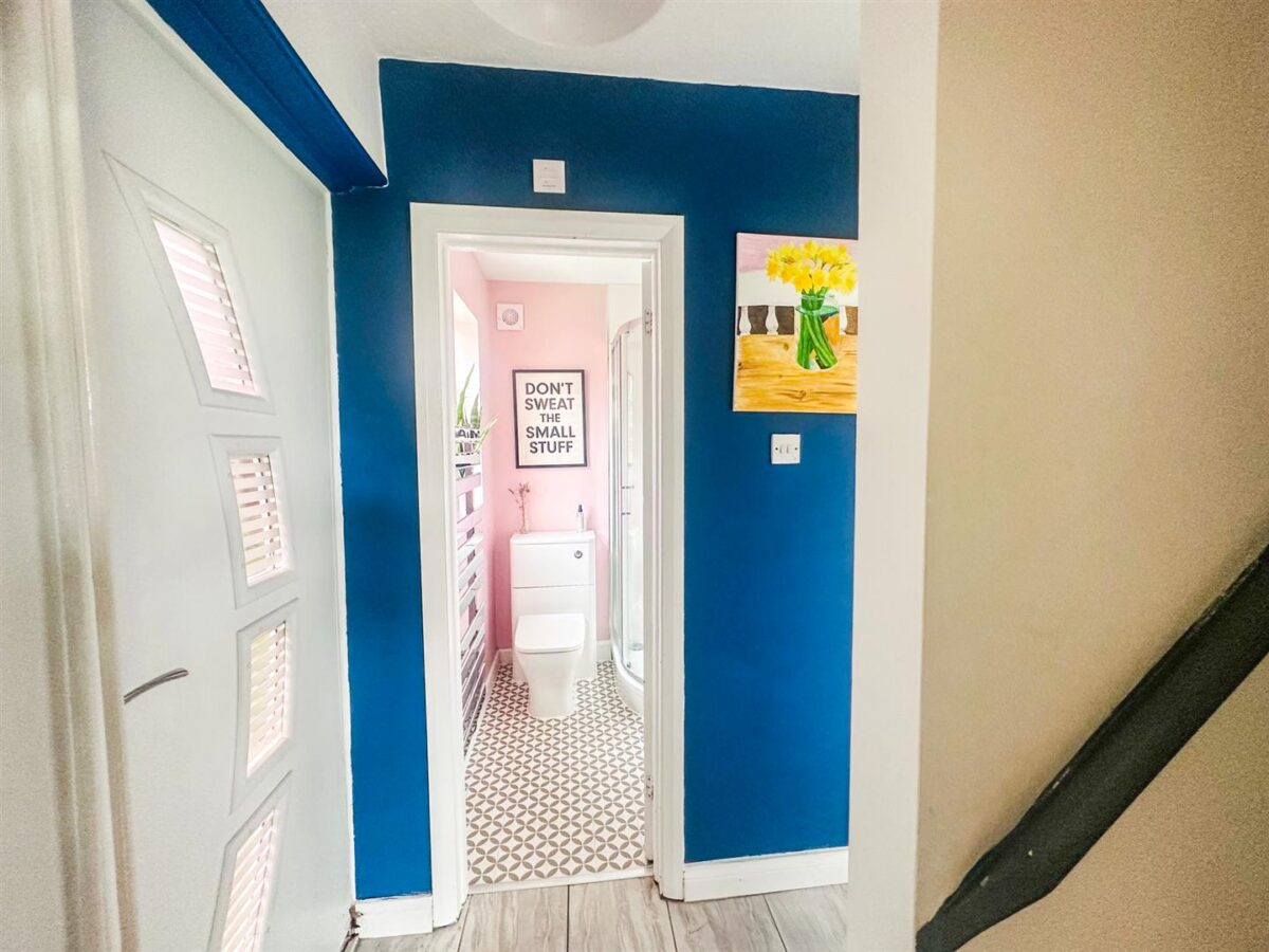 Highfield Grove, Corby