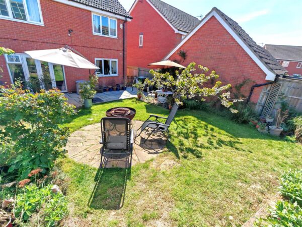 Melford Close, Corby