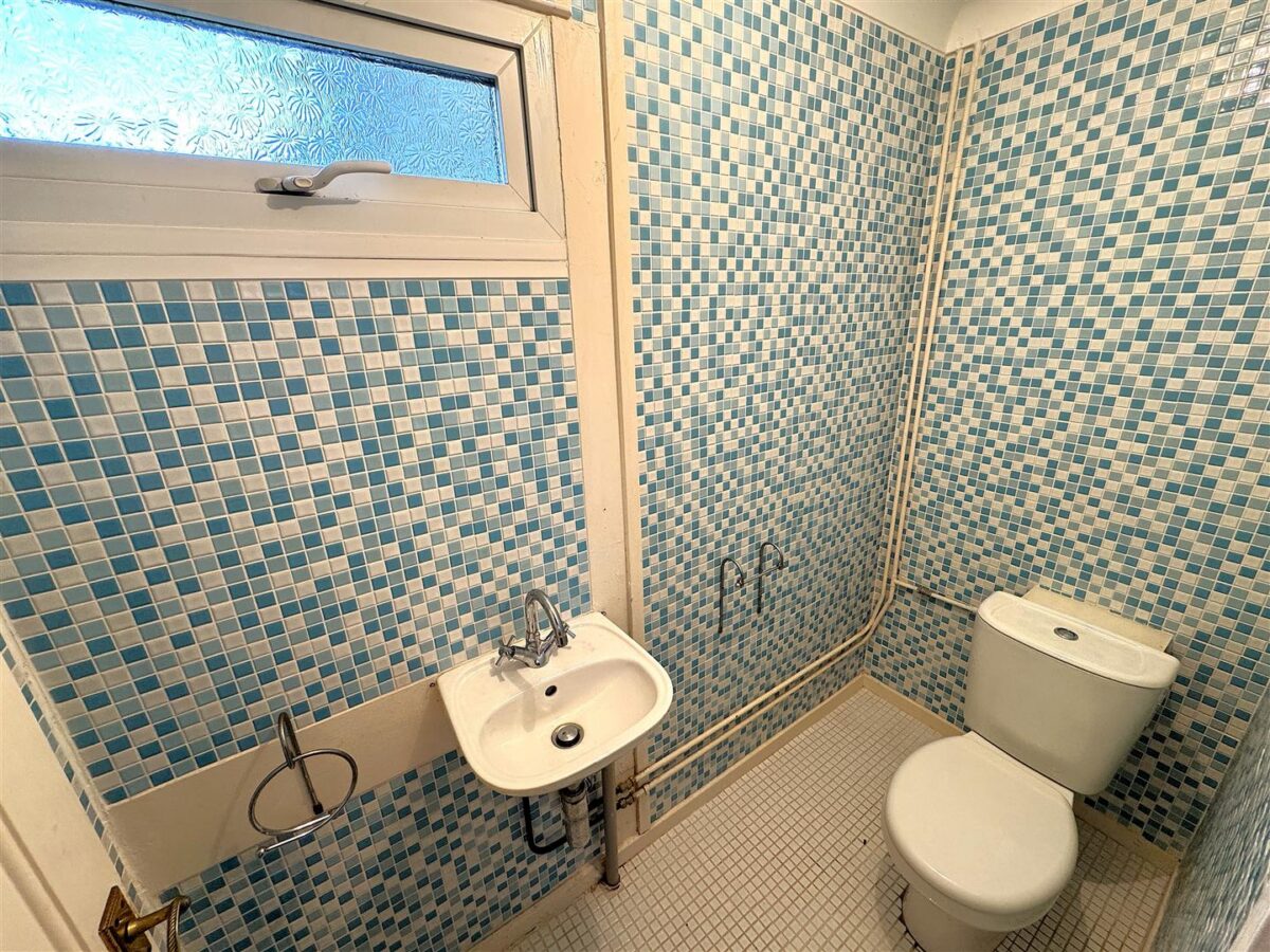 Kensington walk, Corby