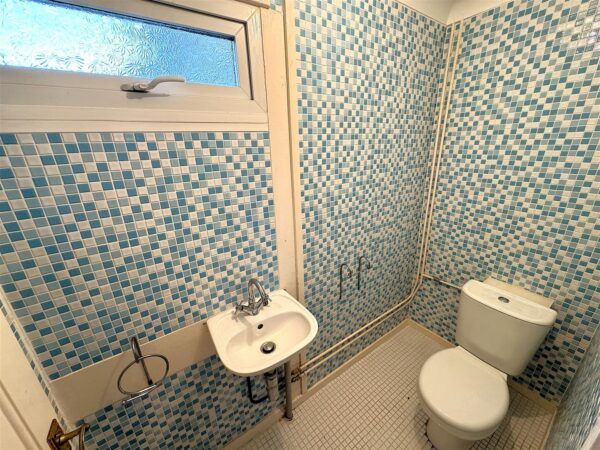 Kensington walk, Corby