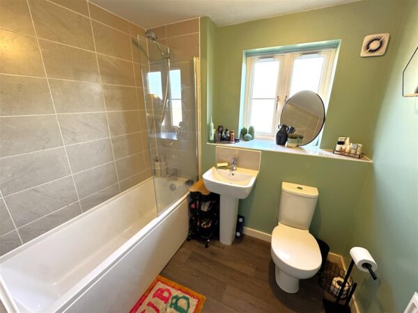 Airfield Way, Weldon, Corby