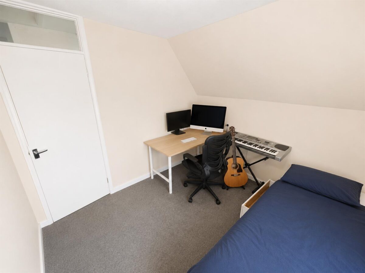 Skagerrak Close, Corby