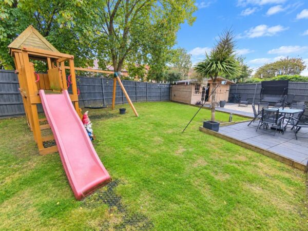 Fineshade Grove, Corby